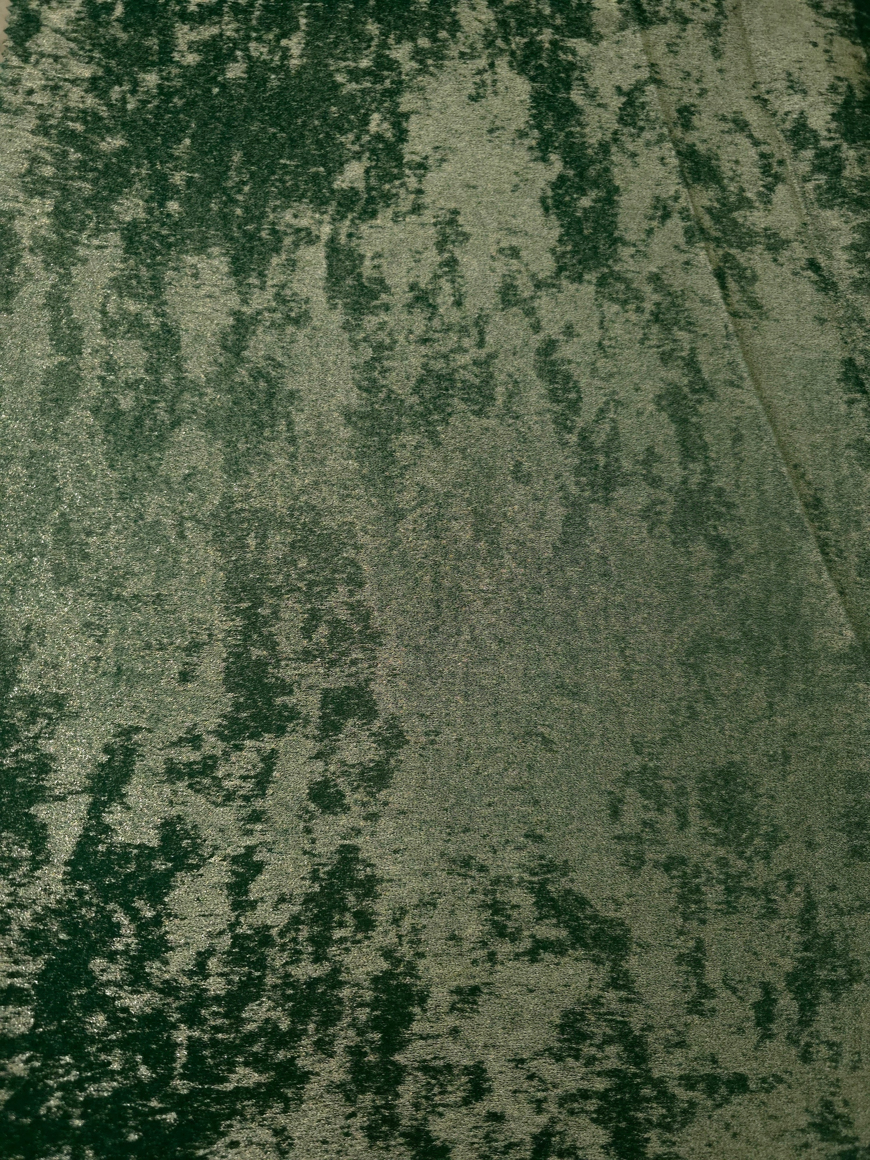 Flat texture view of Forest Green Lurex Italiano metallic fabric for luxury dresses
