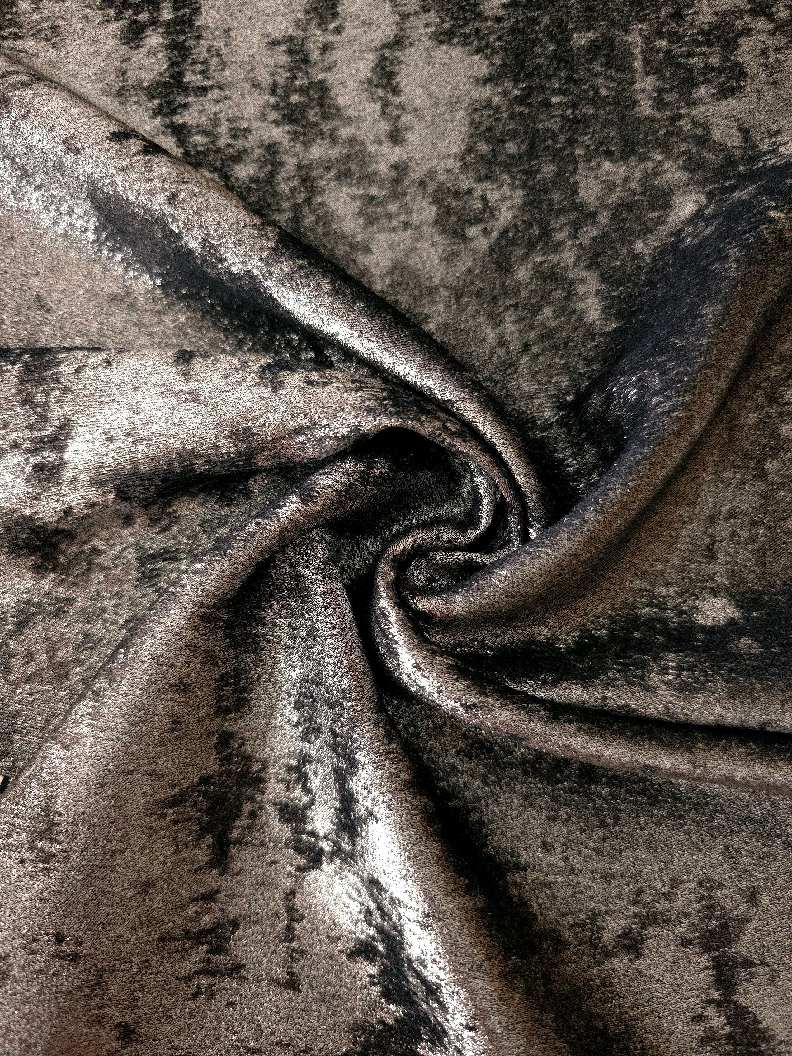Fluid drape of Gunmetal Navy Lurex Italiano metallic fabric for abayas and dresses