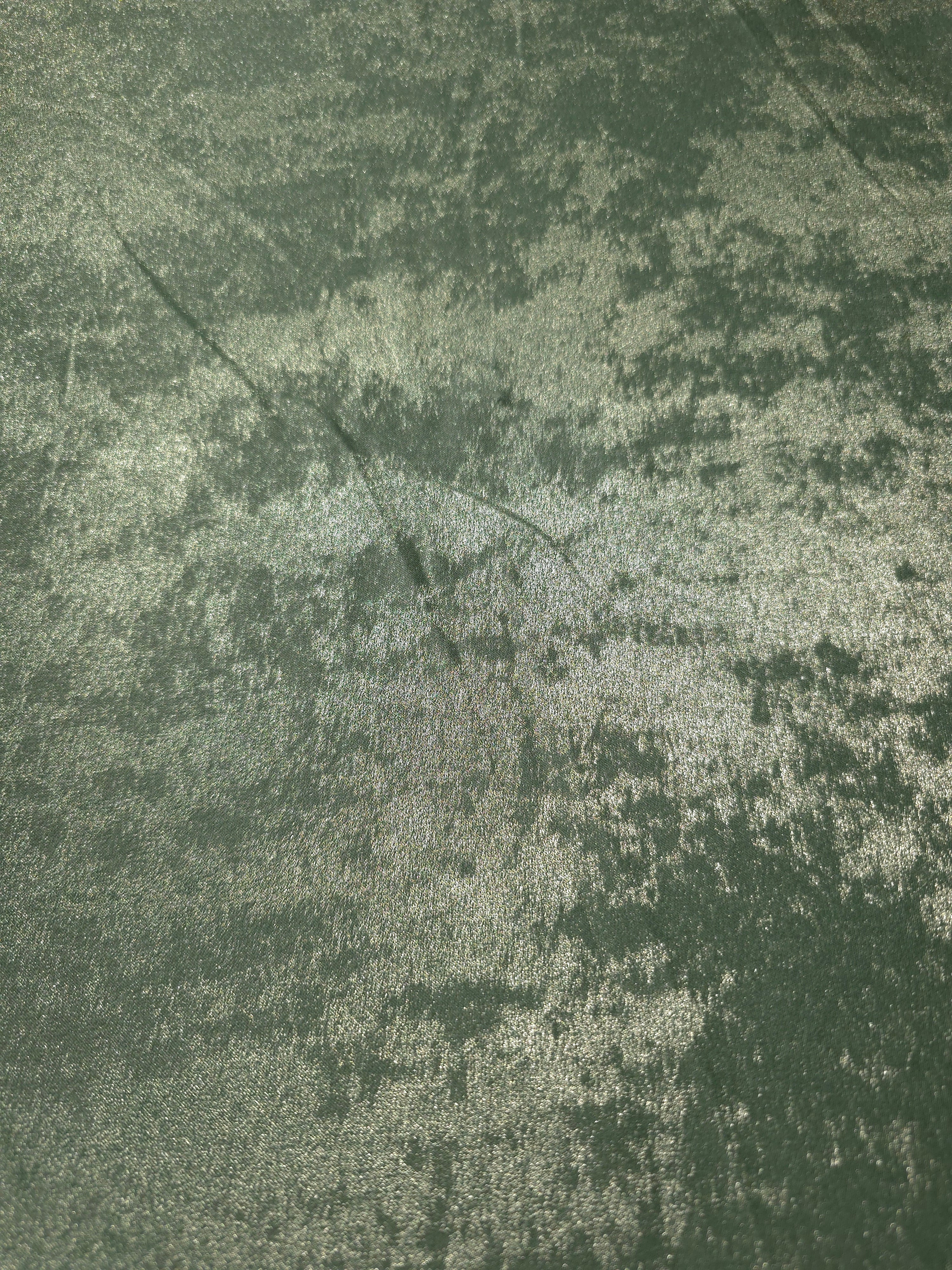 Flat texture view of Misty Sage Lurex Italiano metallic fabric for luxury fashion