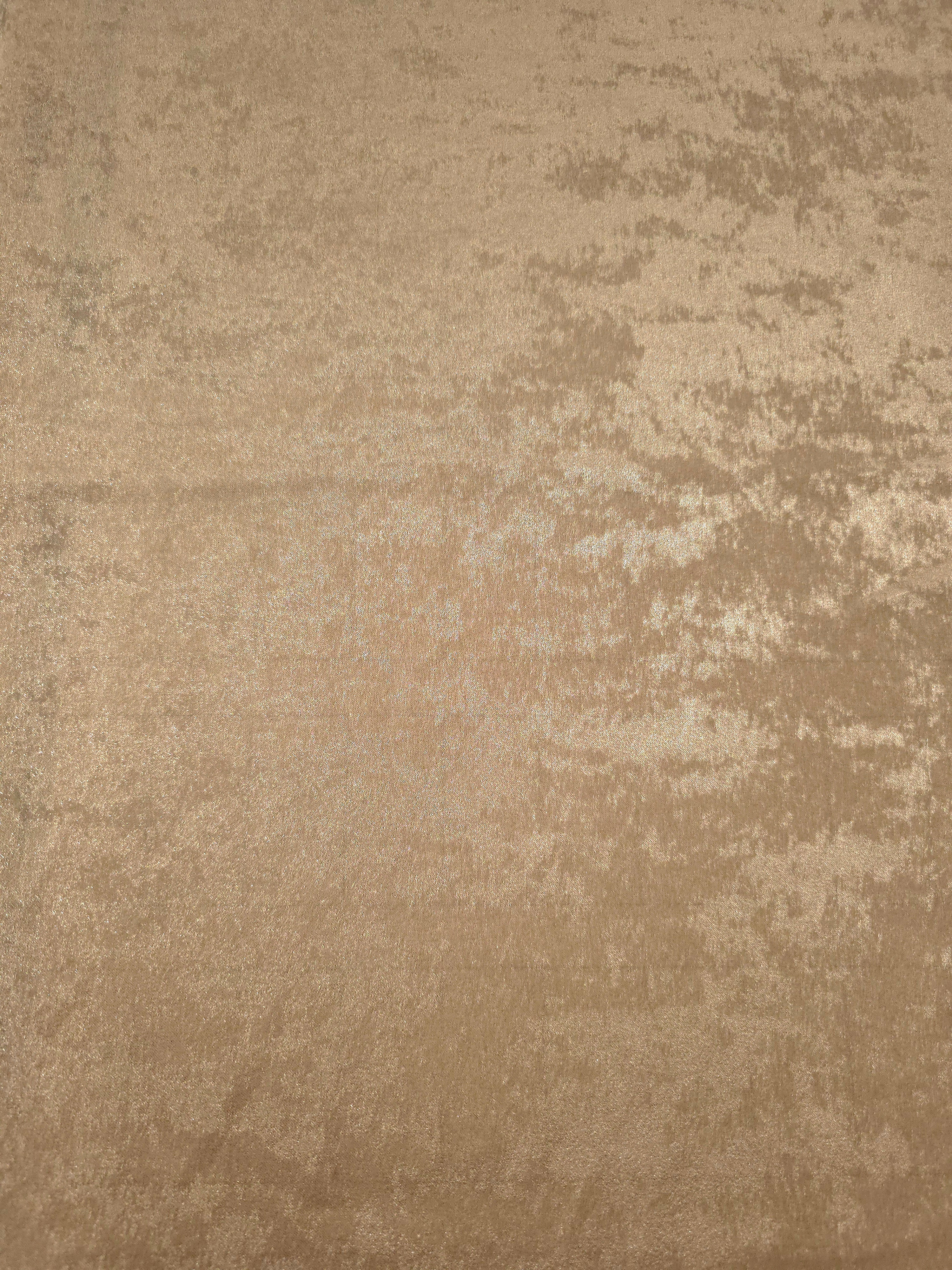 Flat texture view of Sand Gold Lurex Italiano metallic fabric for luxury dresses