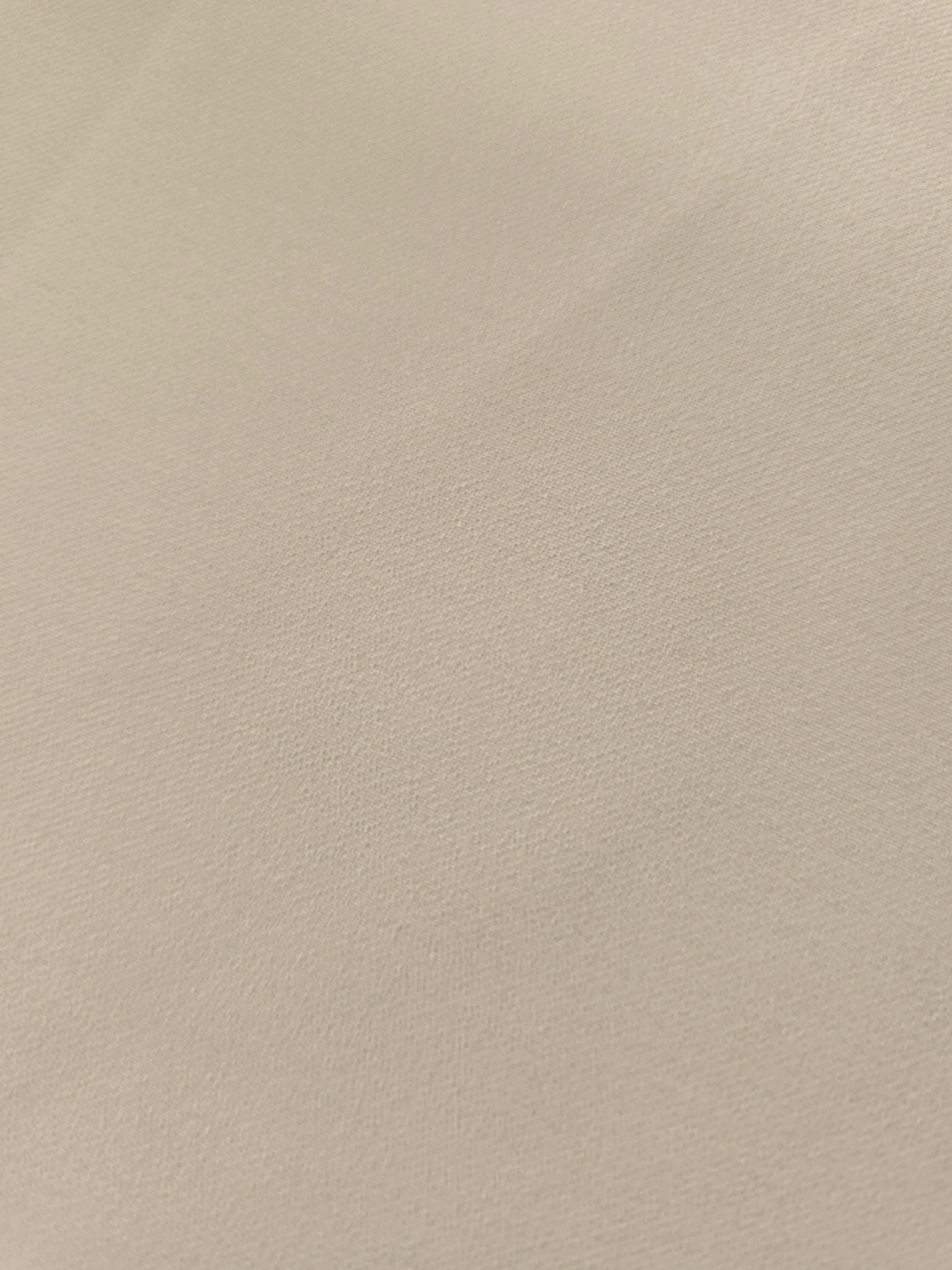 Close-up Porcelain Greige Silky Italian Crepe showing its fine woven texture and soft hand, ideal for office blouses, tailored dresses and soft jackets.