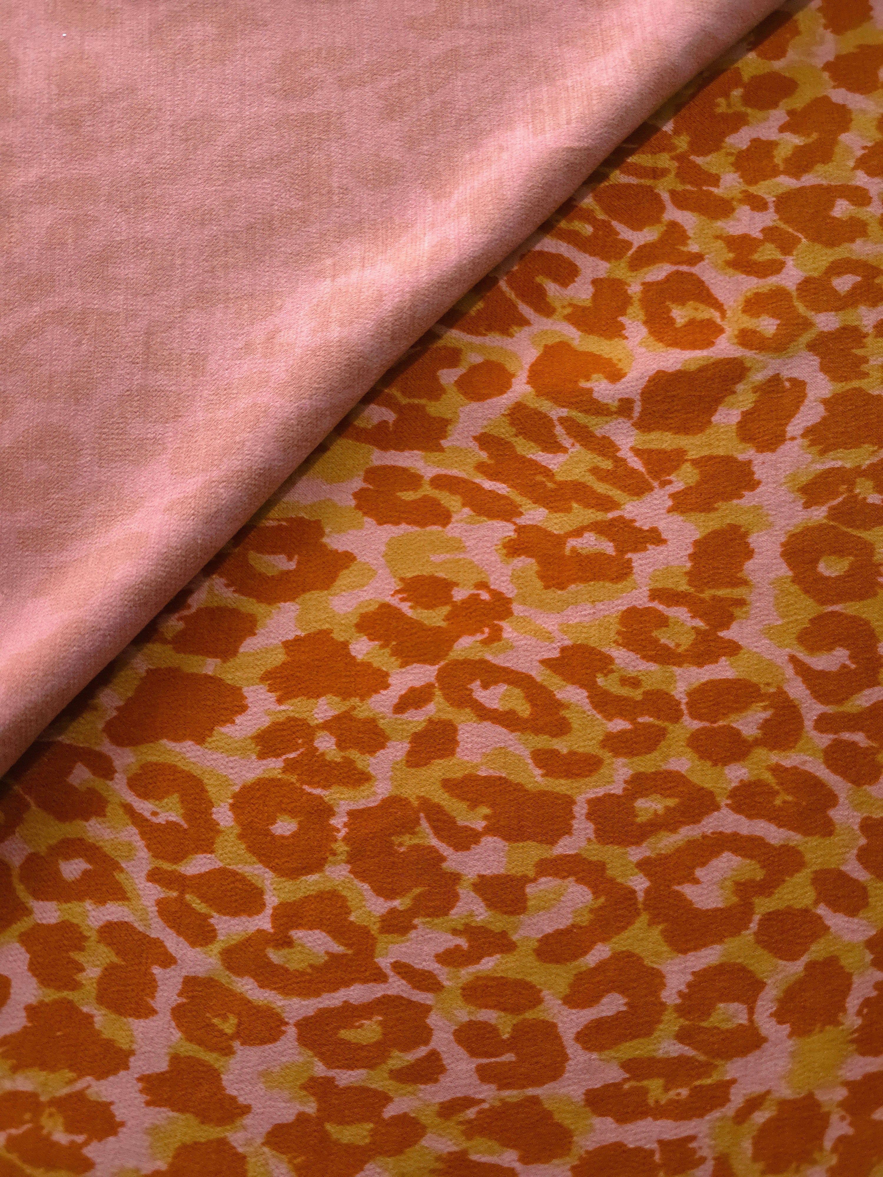 Reverse side view of Pudra D7586IJ4 leopard lyocell viscose digital print fabric.