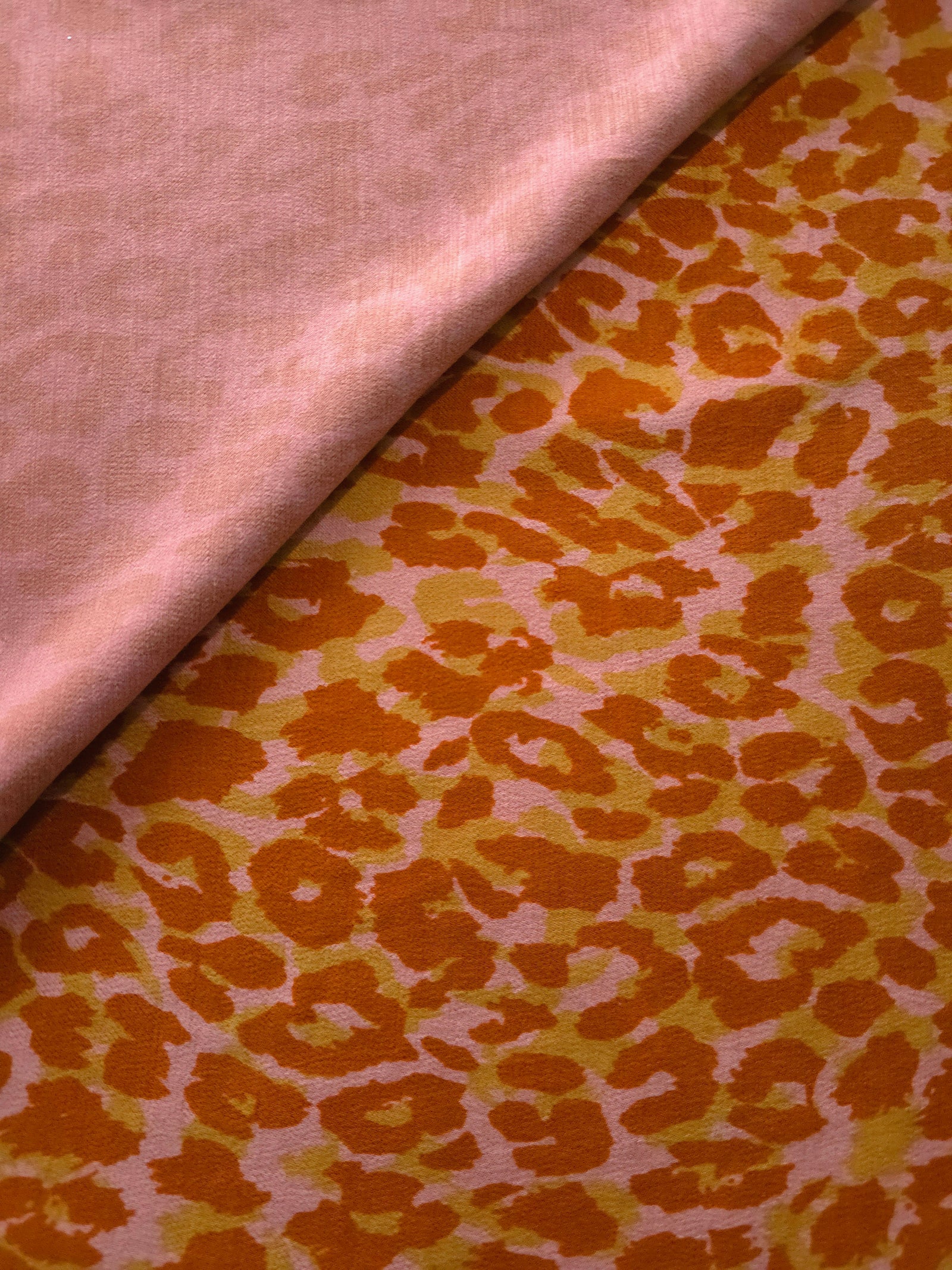Reverse side view of Pudra D7586IJ4 leopard lyocell viscose digital print fabric.