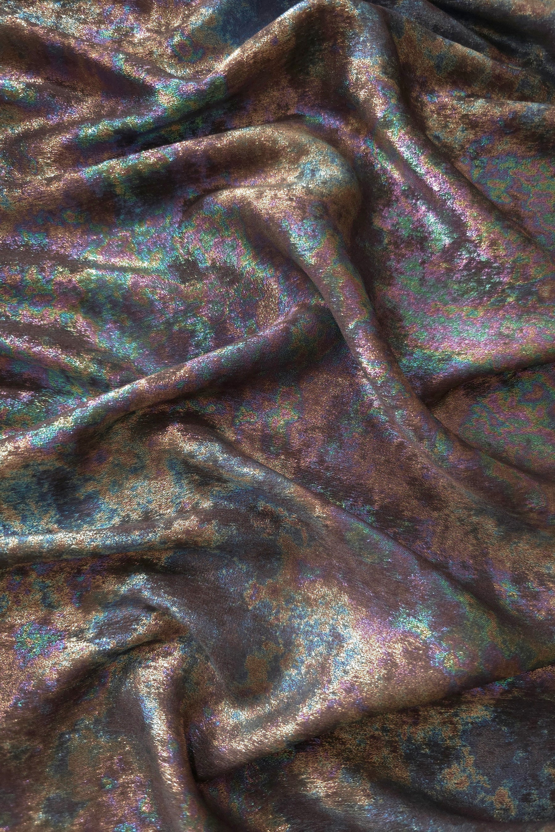 Premium Rainbow Iridescent Foil Metallic Fabric in Charcoal, shade 01 — rainbow foil detail