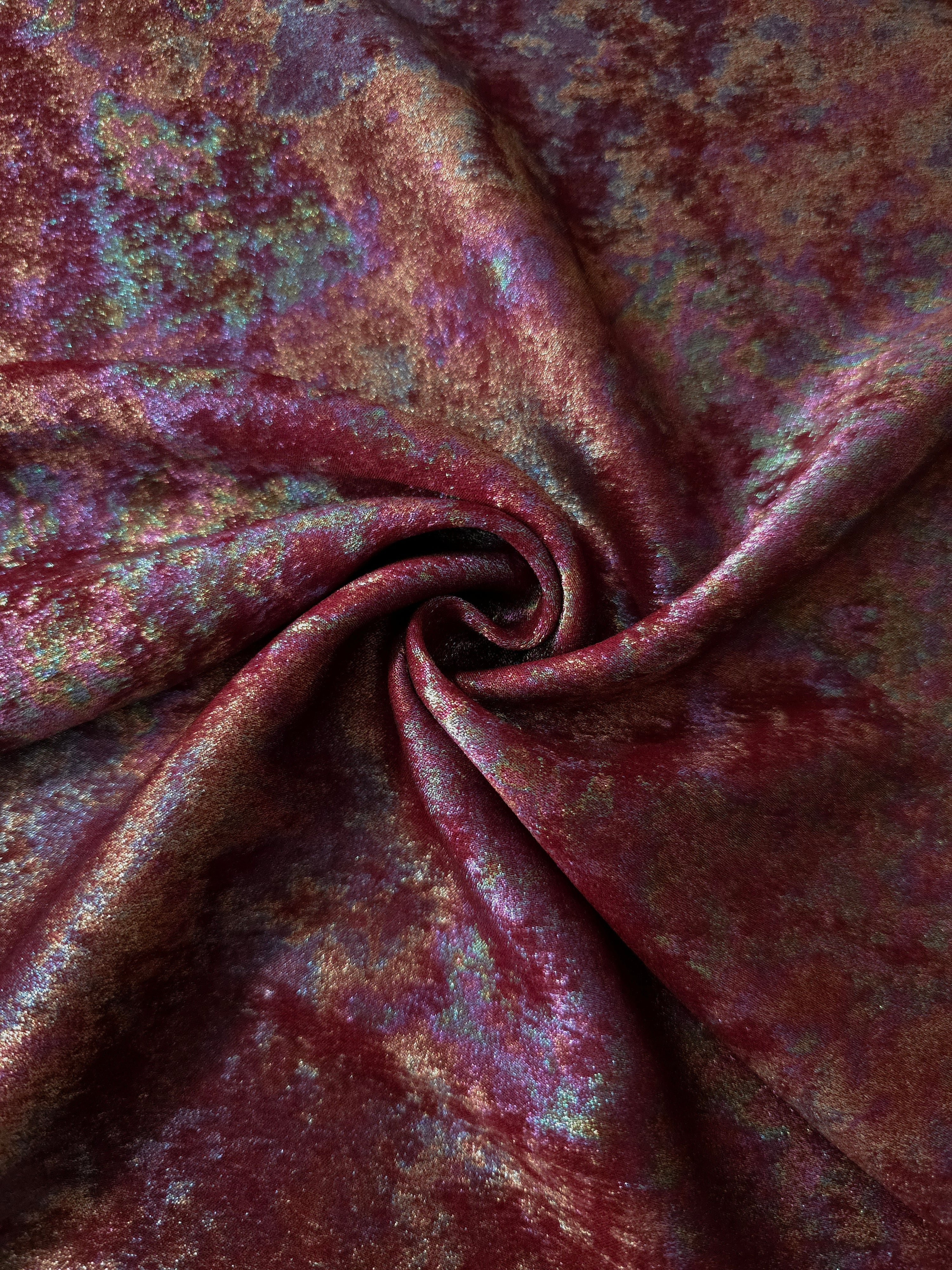 MilanSaten Rainbow Foil fabric in Burgundy, shade 04 — rainbow foil detail
