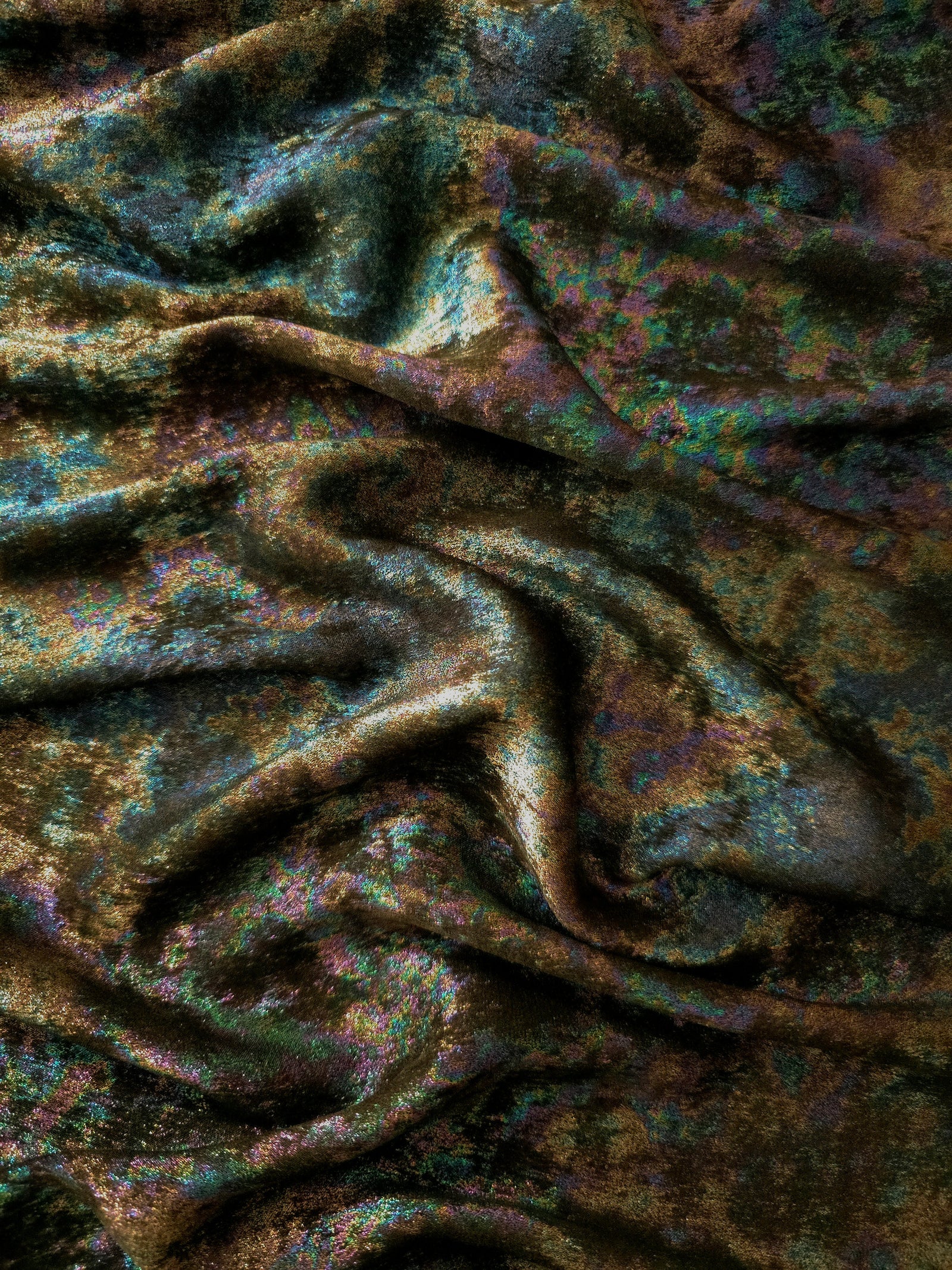 MilanSaten Rainbow Foil fabric in Olive Brown, shade 59 — rainbow foil detail