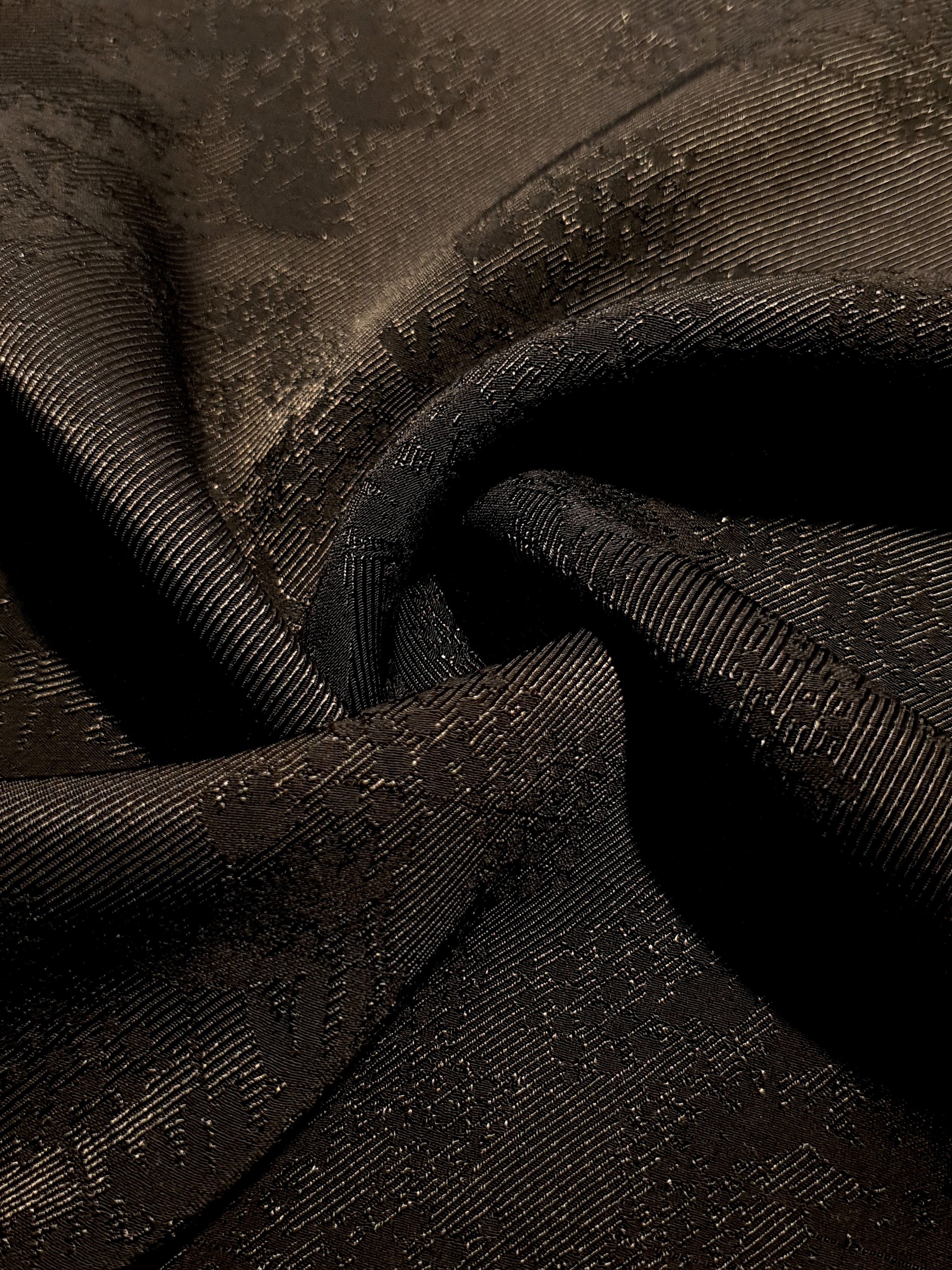 Drape detail of small flower rayon jacquard for dresses and blouses.