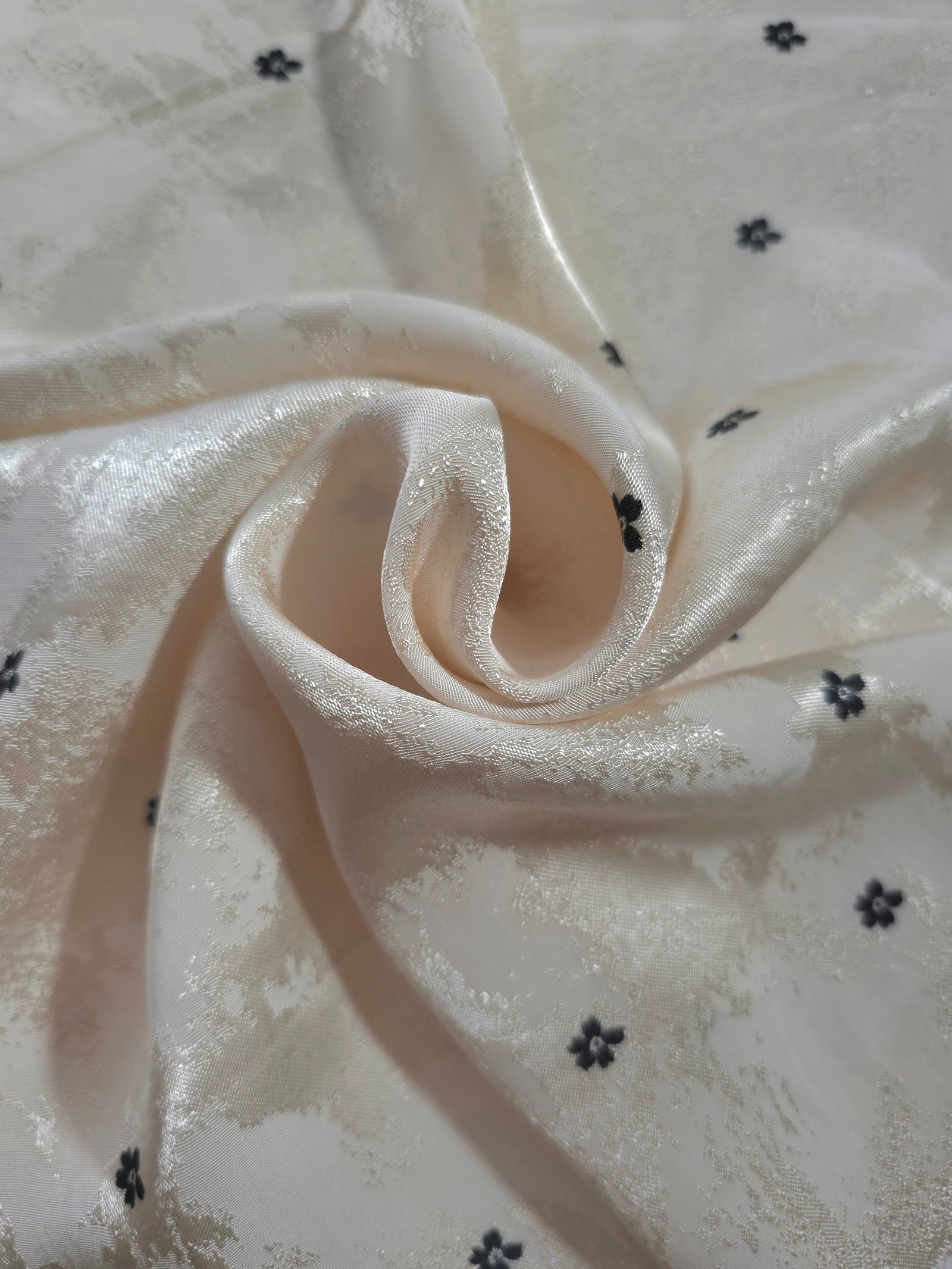 Turkish Printed Rayon Viscose Jacquard Fabric