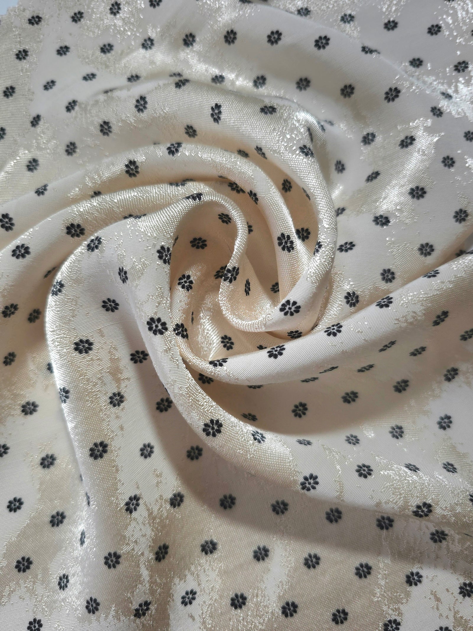 Turkish Printed Rayon Viscose Jacquard Fabric