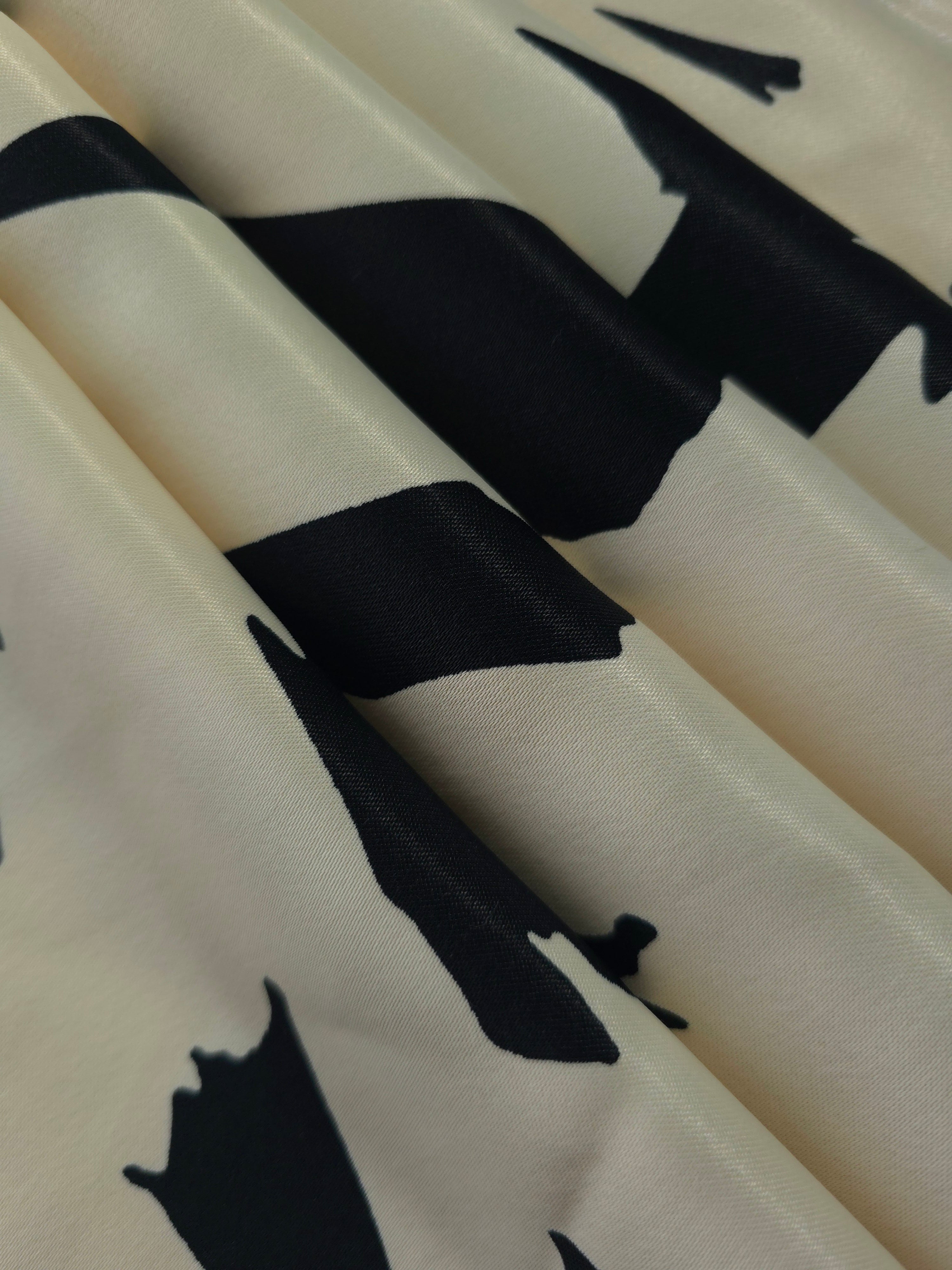 Folded Vanilla Cream - Black rayon Empirme fabric, 145 cm wide Turkish textile for modestwear production.